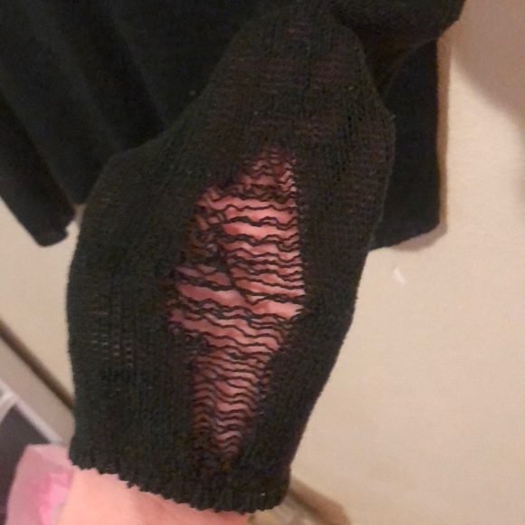 Sweater - Picture 6 of 7